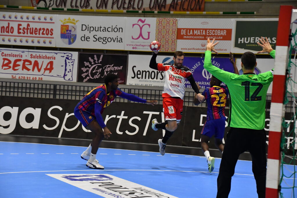 Filipe Mota ante el Barça / Foto: Dani Pérez