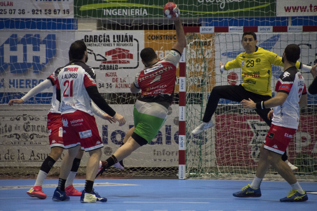 Lamariano ante Montoya / Foto: Daniel Pérez