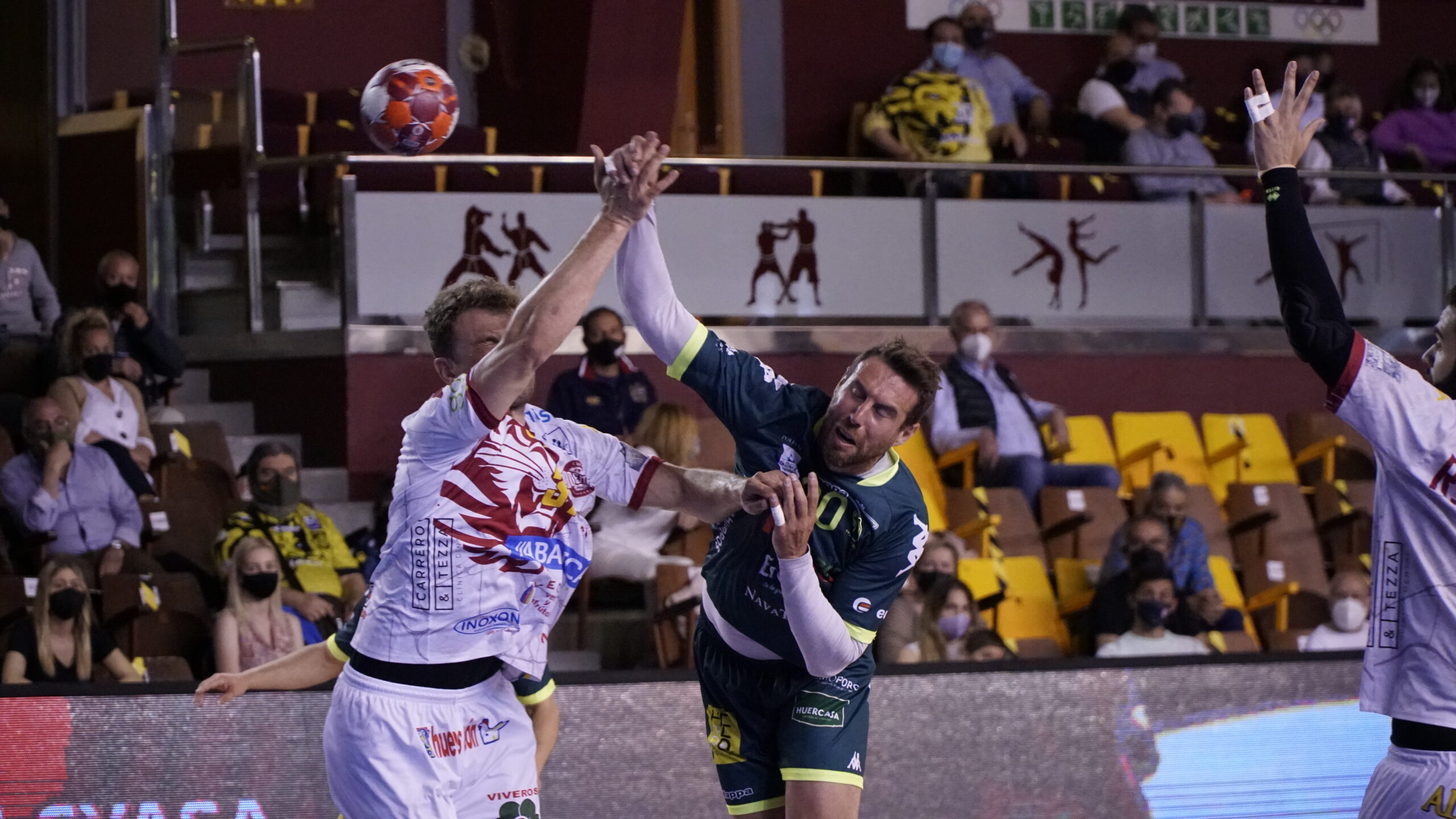 Ademar - Nava / Foto: Javier García